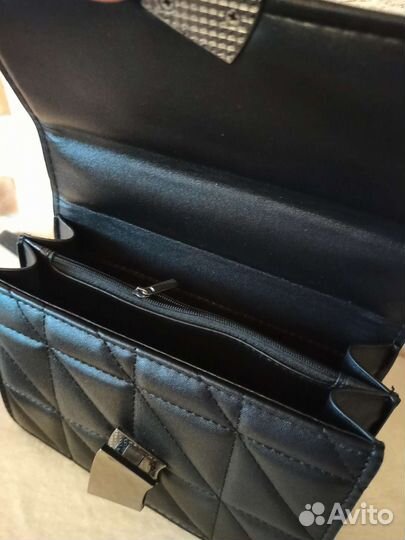 Сумка женская на цепочке