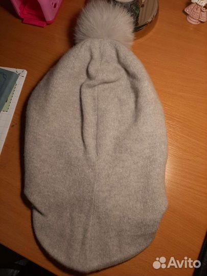 Шапка-шлем с натуральным помпоном