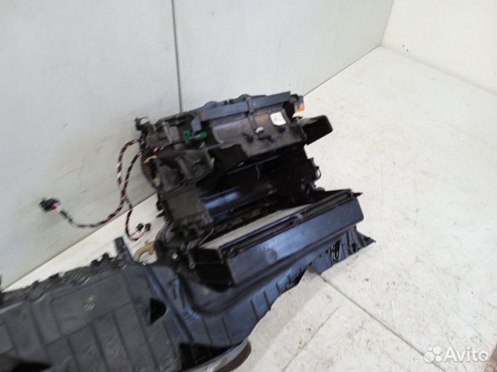 Корпус отопителя Bmw 7-Series F01/F02/F04 4.4 2011