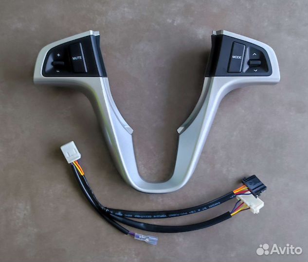 Кнопки руля Hyundai Solaris 1