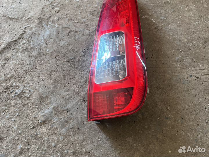 Задний правый фонарь форд фьюжен рестайлинг