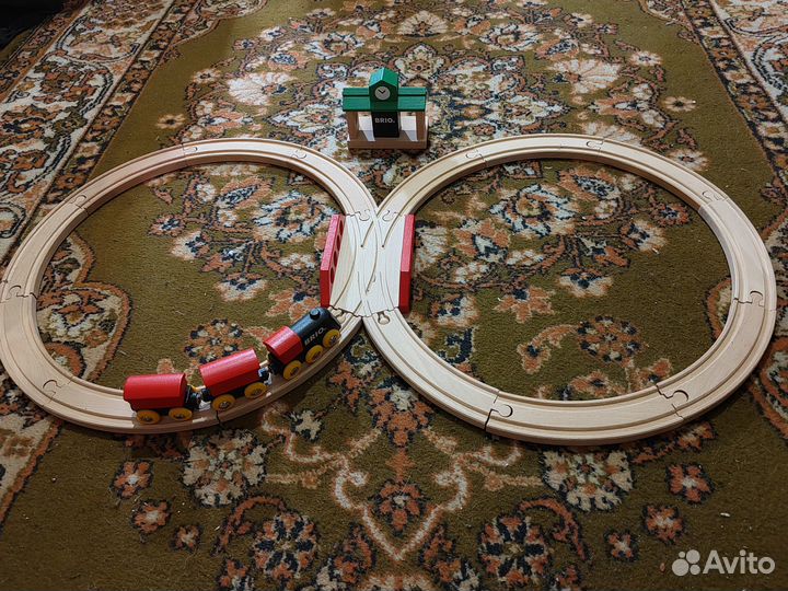 Деревянная железная дорога brio