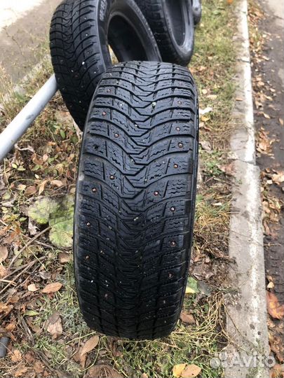 Michelin X-Ice North 3 185/65 R15 92T