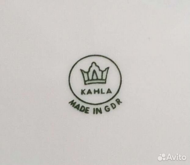 Фарфоровый сливочник 