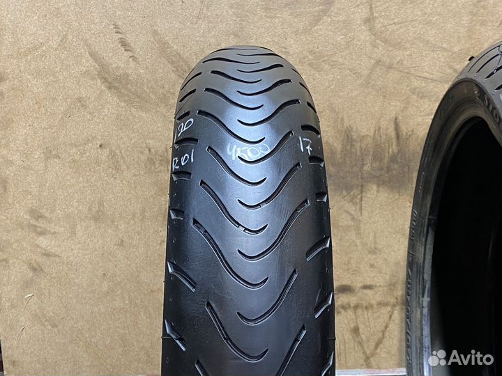 120/70/17 Metzeler Roadtec 01