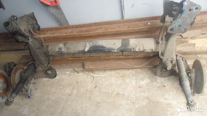 Peugeot 207 задняя балка в сборе