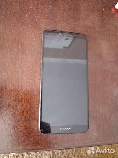 Телефон Huawei honor 7c