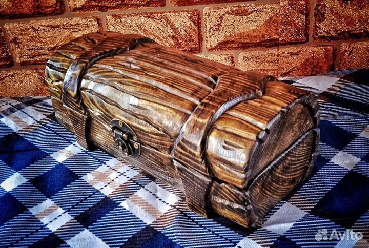 Шкатулка из дерева ручной работы