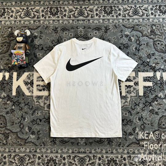 Футболка Nike Swoosh