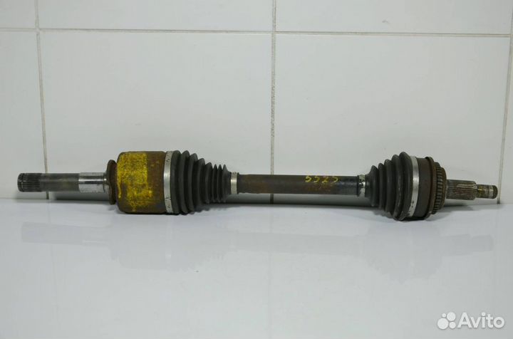 Полуось задний левый Land Rover Discovery 4 L319