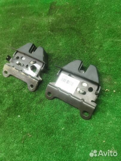 Замок спинки сиденья Mazda 6 GG 2.0 2006