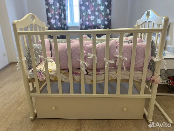 Кроватка для новорожденных с ящиком