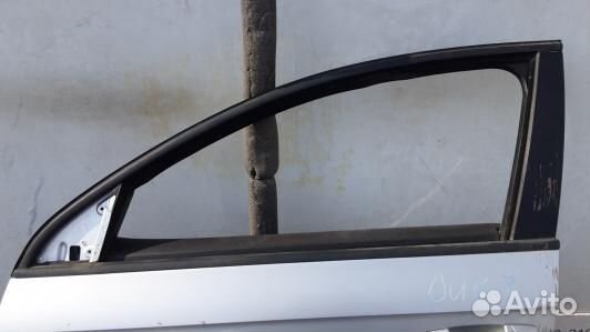 Дверь передняя левая volkswagen passat B7 (OUK07EN