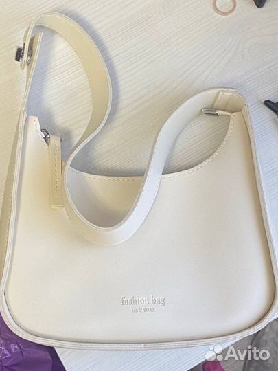 Сумка женская на плечо бежевая