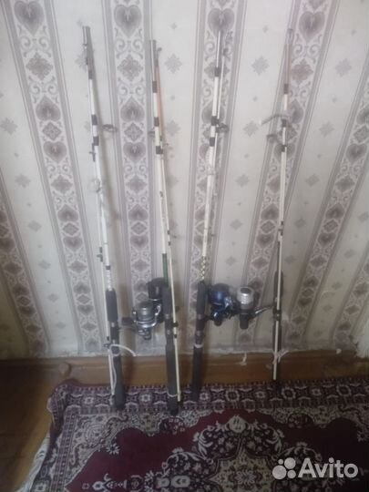 Удочки,спиннинги,садок,плитка