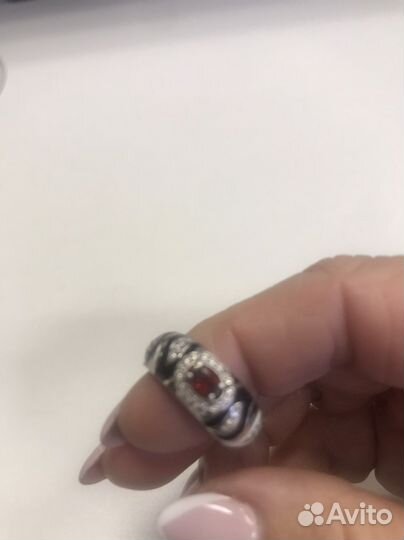 Серебряное кольцо женское