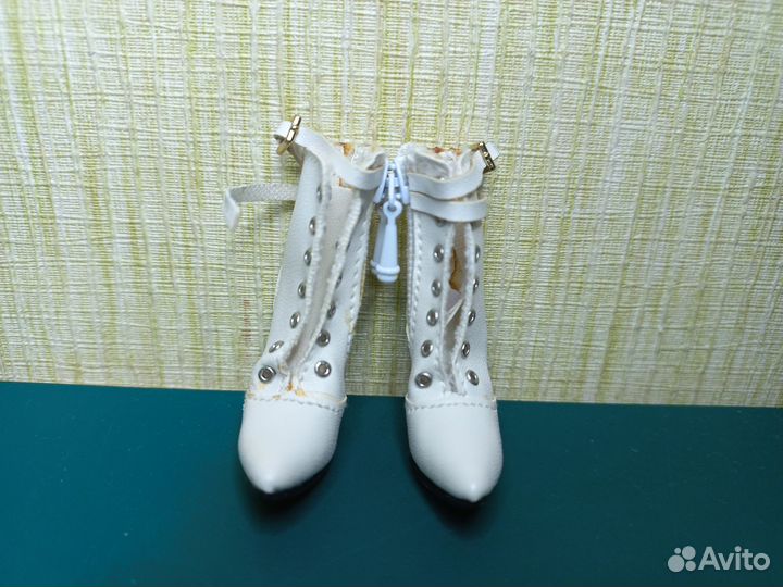 Белые сапоги для кукол Фицен Интегрити