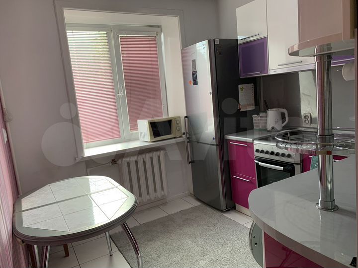 2-к. квартира, 46 м², 1/4 эт.