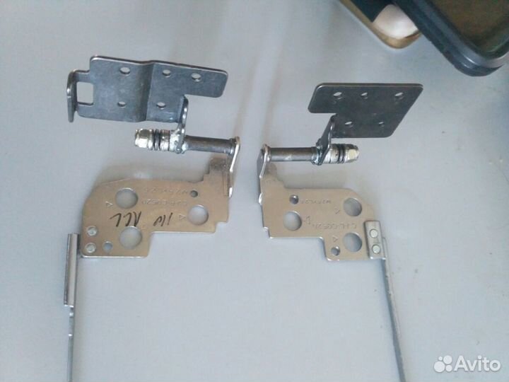 Петли lenovo110-15AC