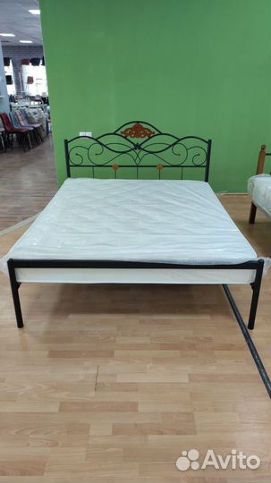 Кованная кровать в наличии