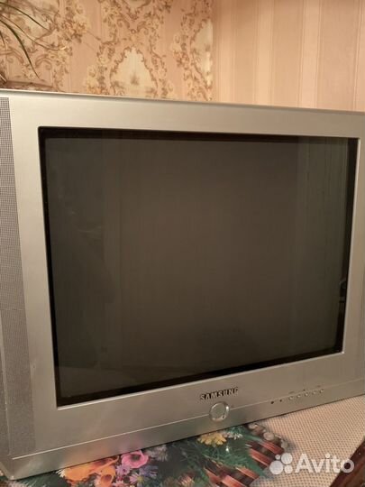 Телевизор samsung