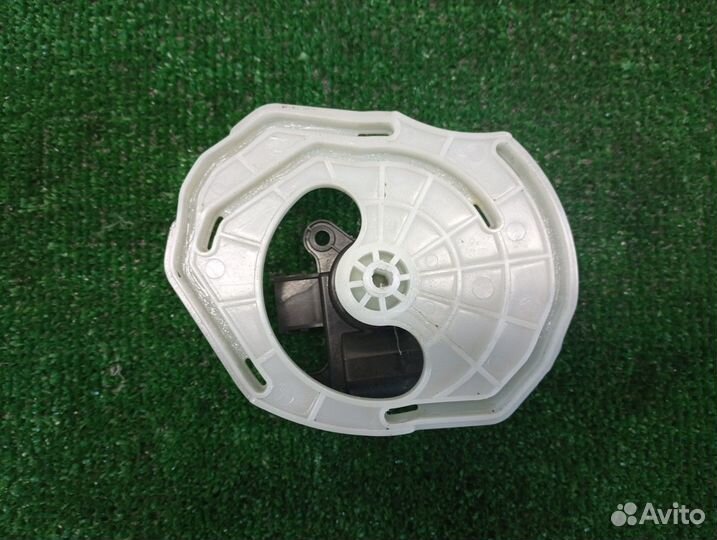 Моторчик привода заслонок отопителя (печки)