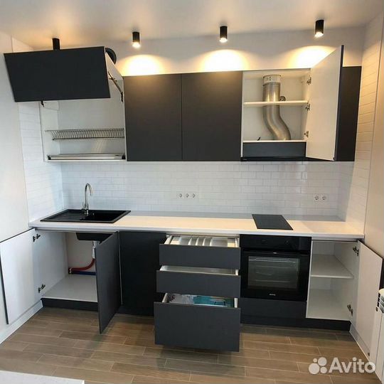 Кухонный гарнитур. Цена за всю кухню