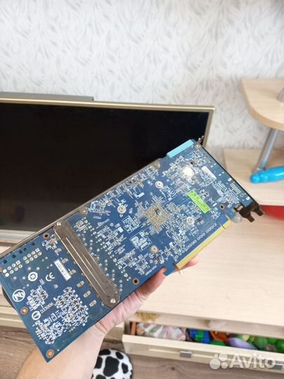 Видеокарта r9 200 серия
