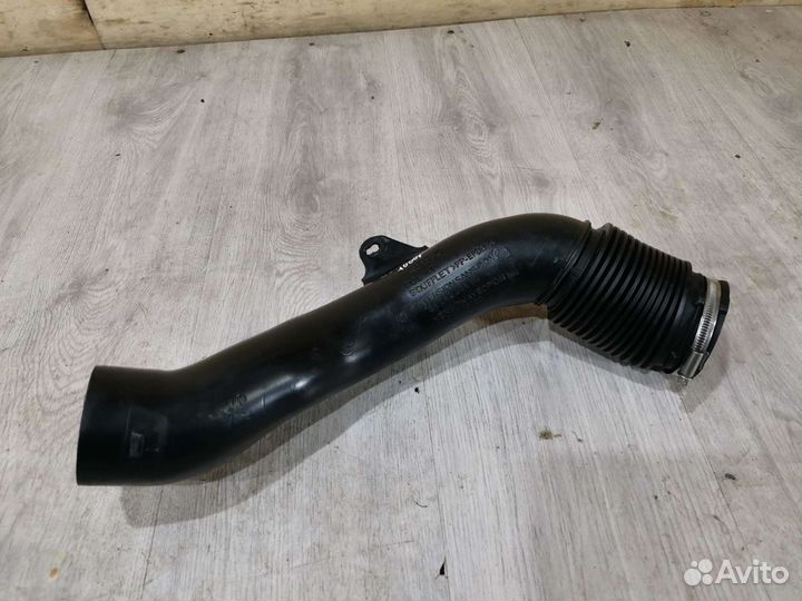 Патрубок воздушного фильтра Peugeot 308