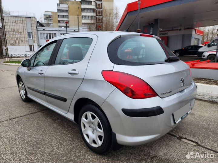 Peugeot 308 1.6 AT, 2010, 147 000 км