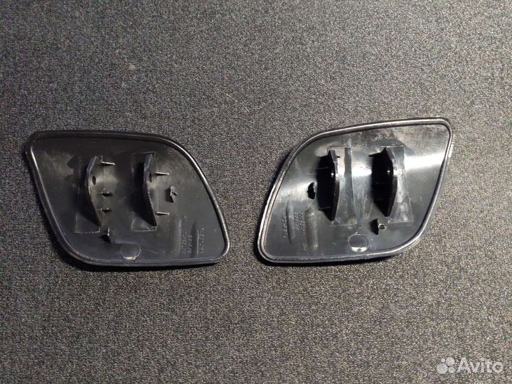 Крышка омывателя фар Volvo XC60 2010-2013