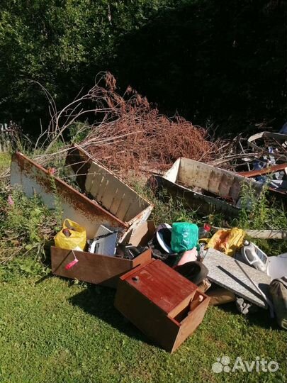Вывоз мусора с квартир и участков. Демонтаж