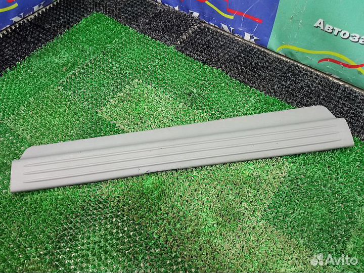 Накладка порога внутренняя передняя левая Mitsubis