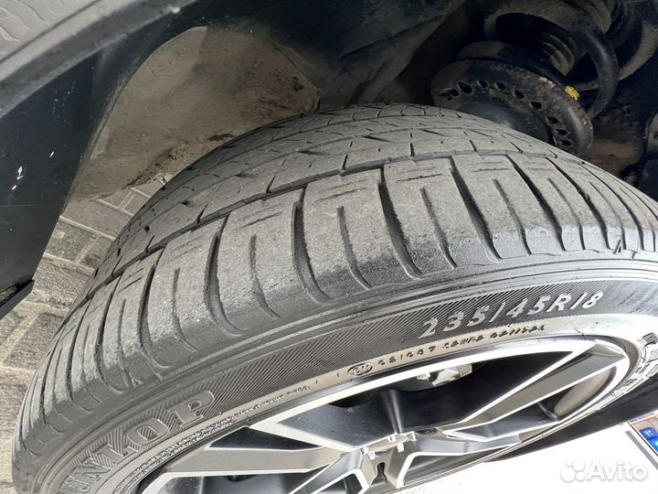 Dunlop SP Sport 7000 335/45 R18 96Y