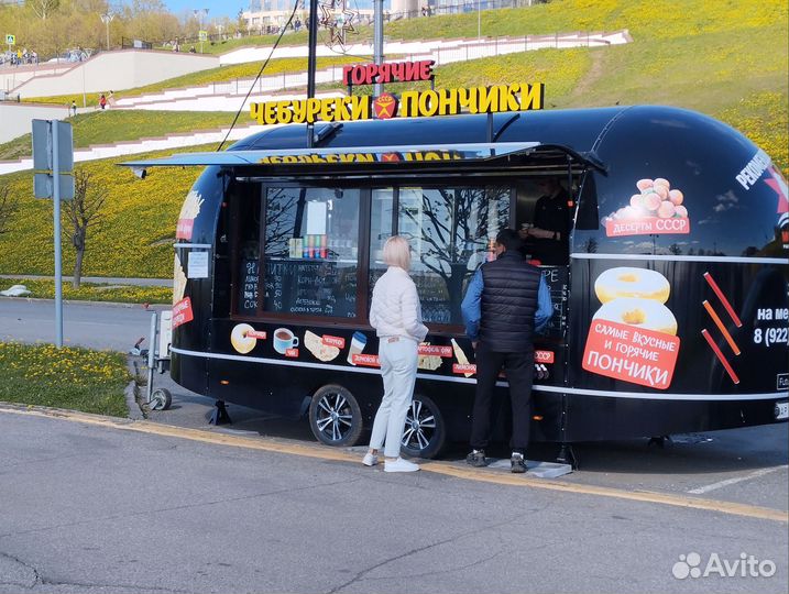 Требуются бариста, кассир