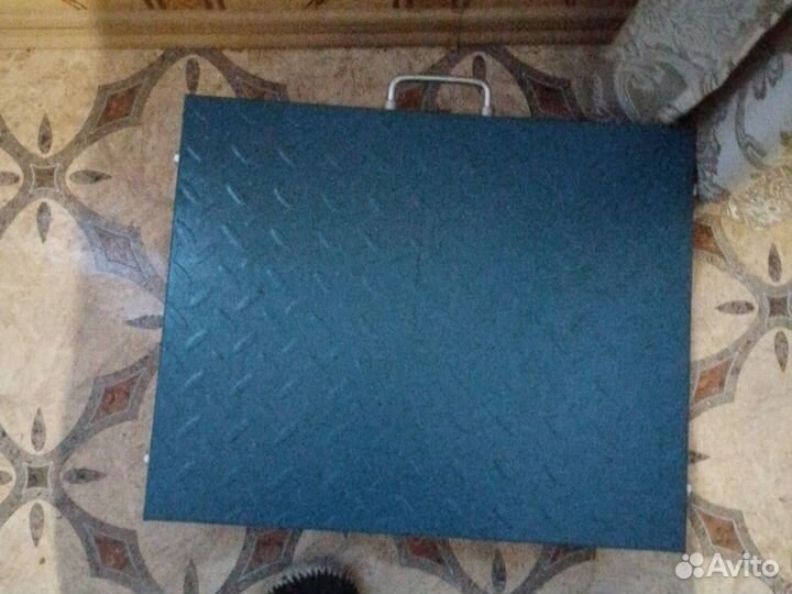 Весы нвпольные