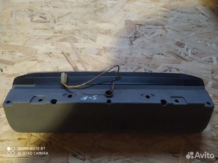 Фонарь задний стоп сигнал Subaru Forester 2002-07