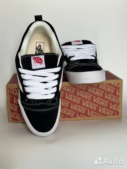 Vans Knu Skool