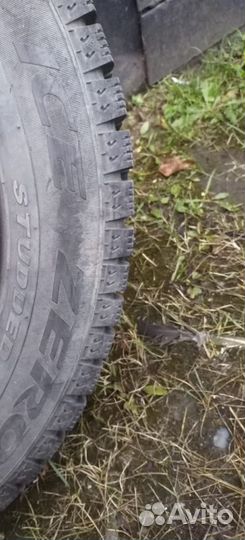 Pirelli Ice Zero 175/65 R14