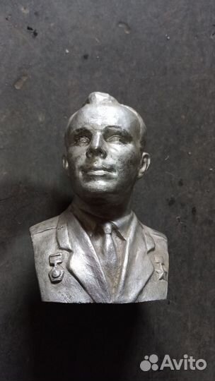 Бюст гагарина СССР силумин
