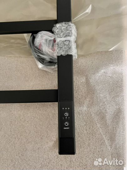 Полотенцесушитель электрический новый