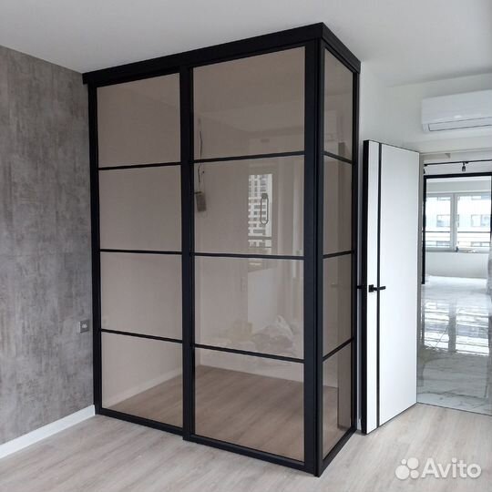 Перегородка подвесная угловая