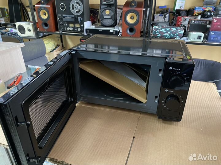 Новая Mикpoвoлновaя печь Нi М020B03 Это фиpма Bbk