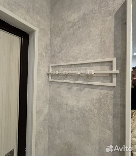 Вешалка настенная umbro Cubiko белая