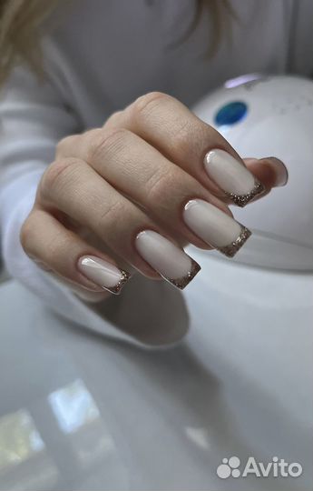 Маникюр педикюр
