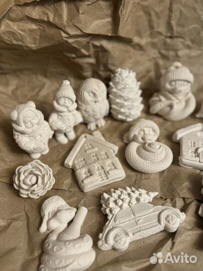 Наборы игрушек на ёлку для раскрашивания из гипса