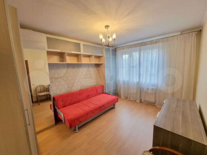 3-к. квартира, 93 м², 8/9 эт.