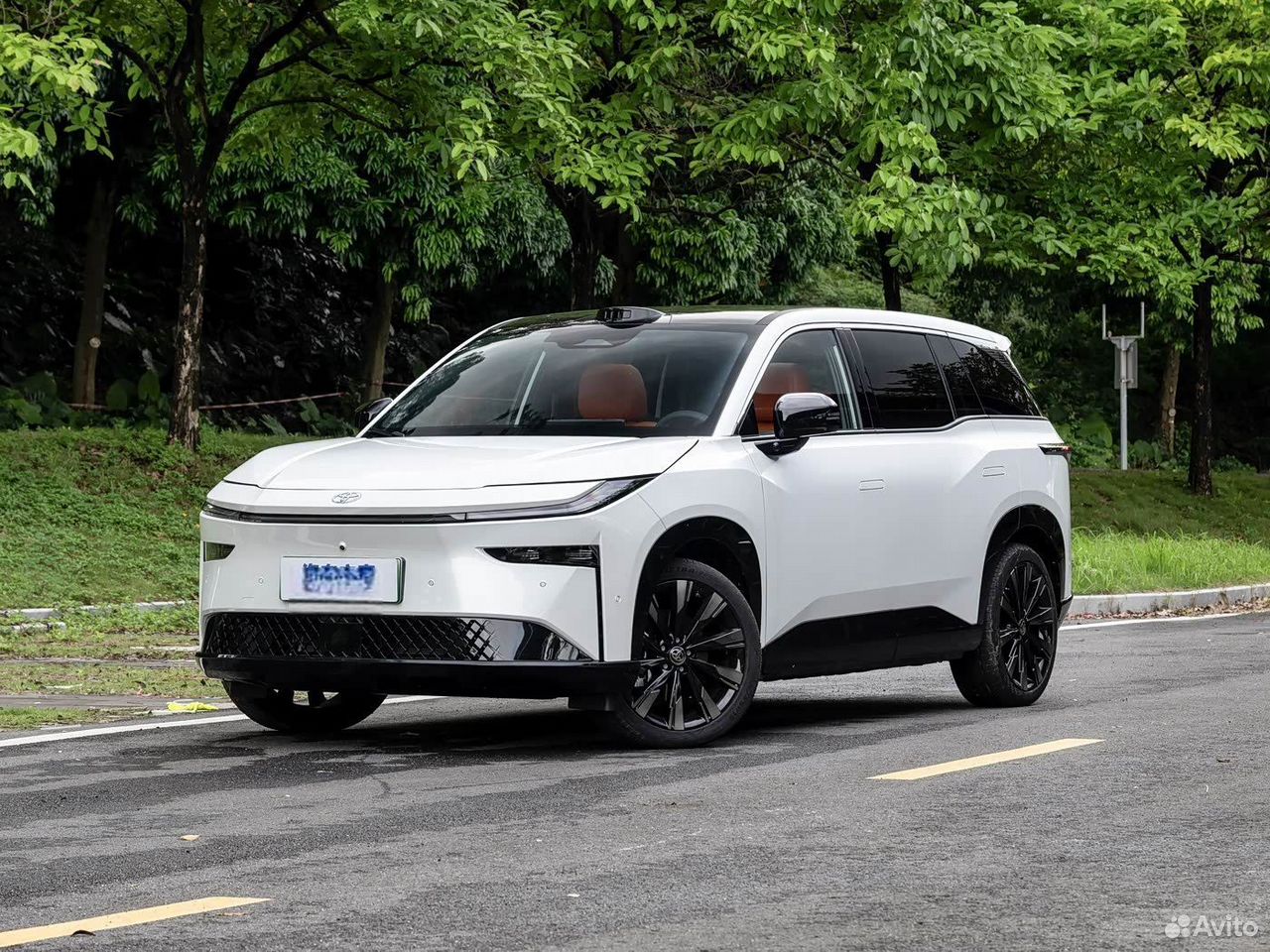 Toyota bZ3X AT, 2026