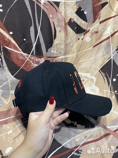 Кепка dsquared2