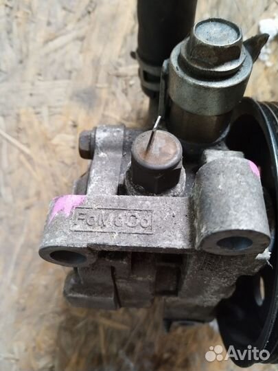 Насос гур mazda L20632650B